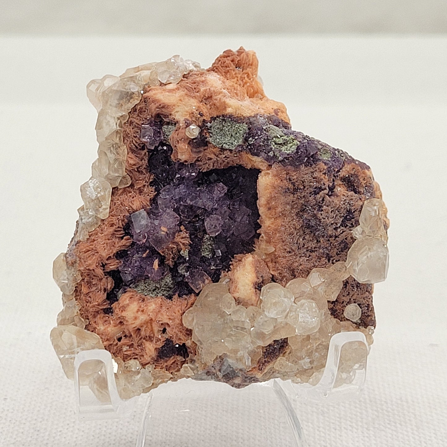 Mixed mineral specimen