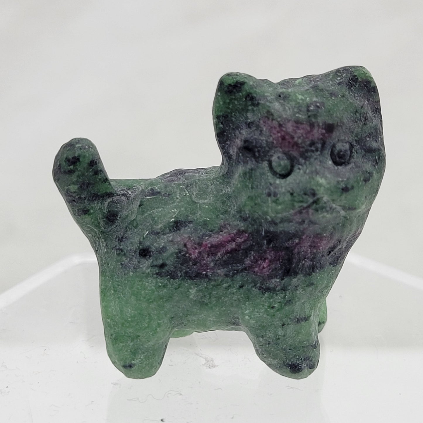 Cat/kitty carving - standing