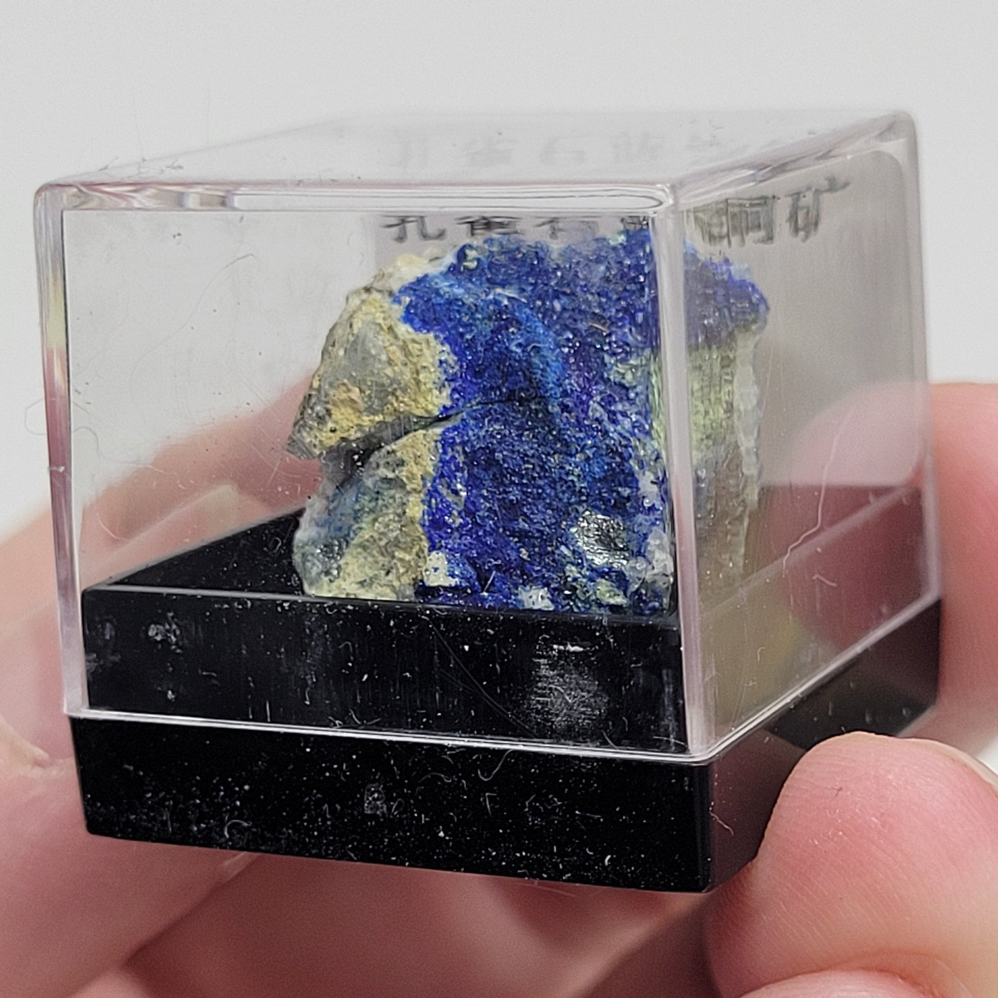 Specimen thumbnail G-M