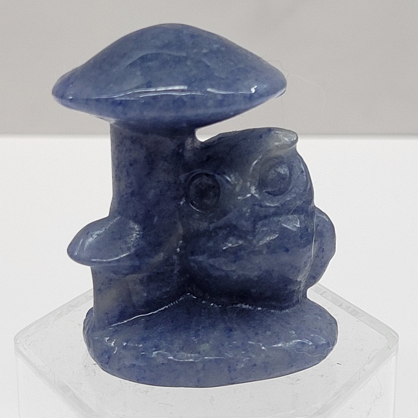 Owl under mushroom carving (medium)