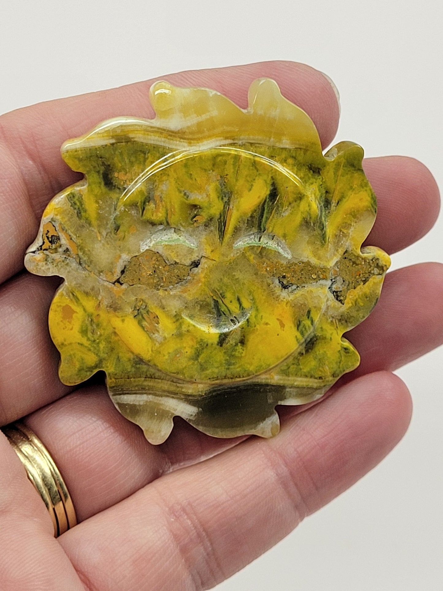 Bumblebee Jasper sun carving