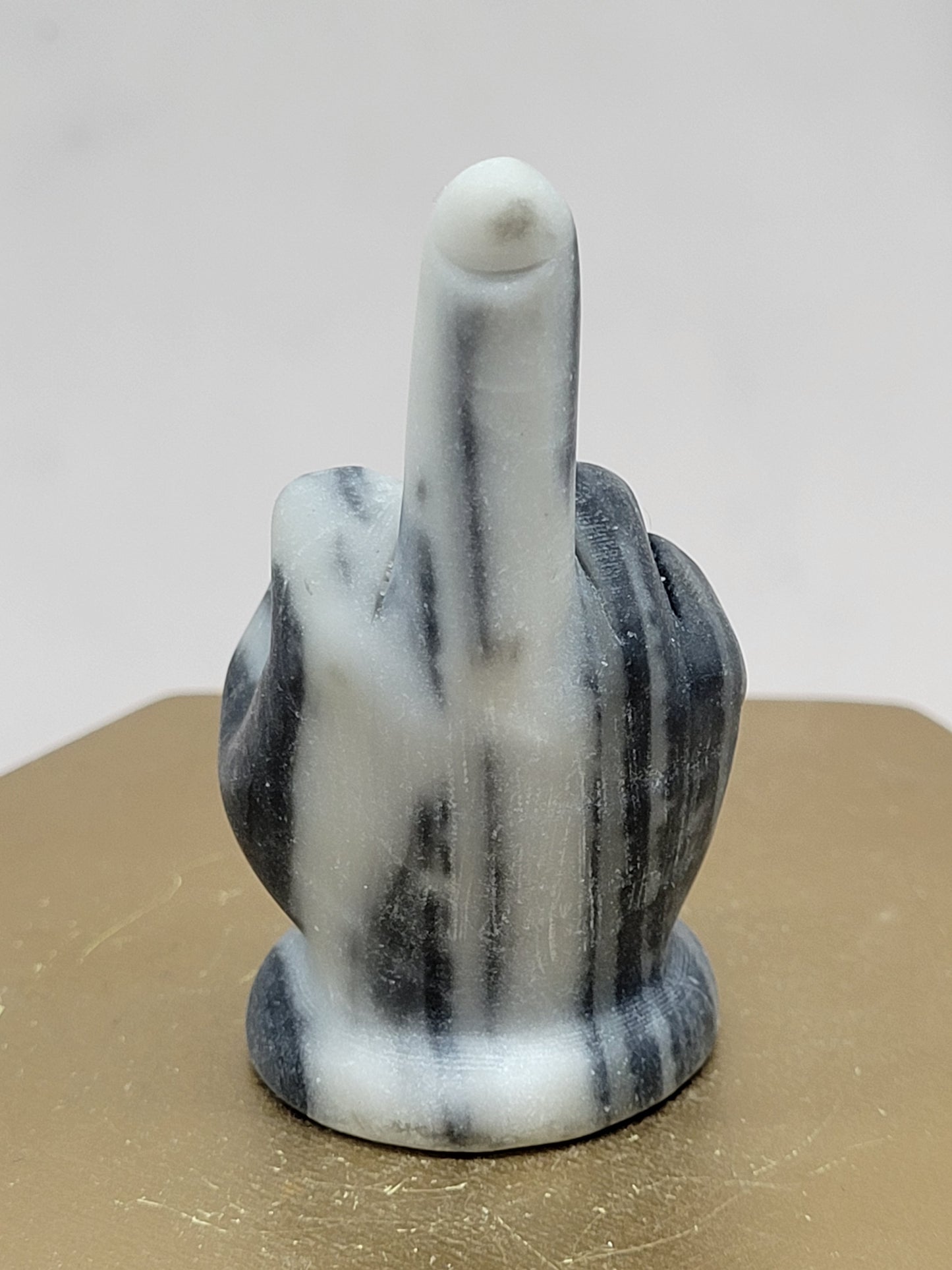 Hand gesture - Middle finger carvings (Tai Chi)