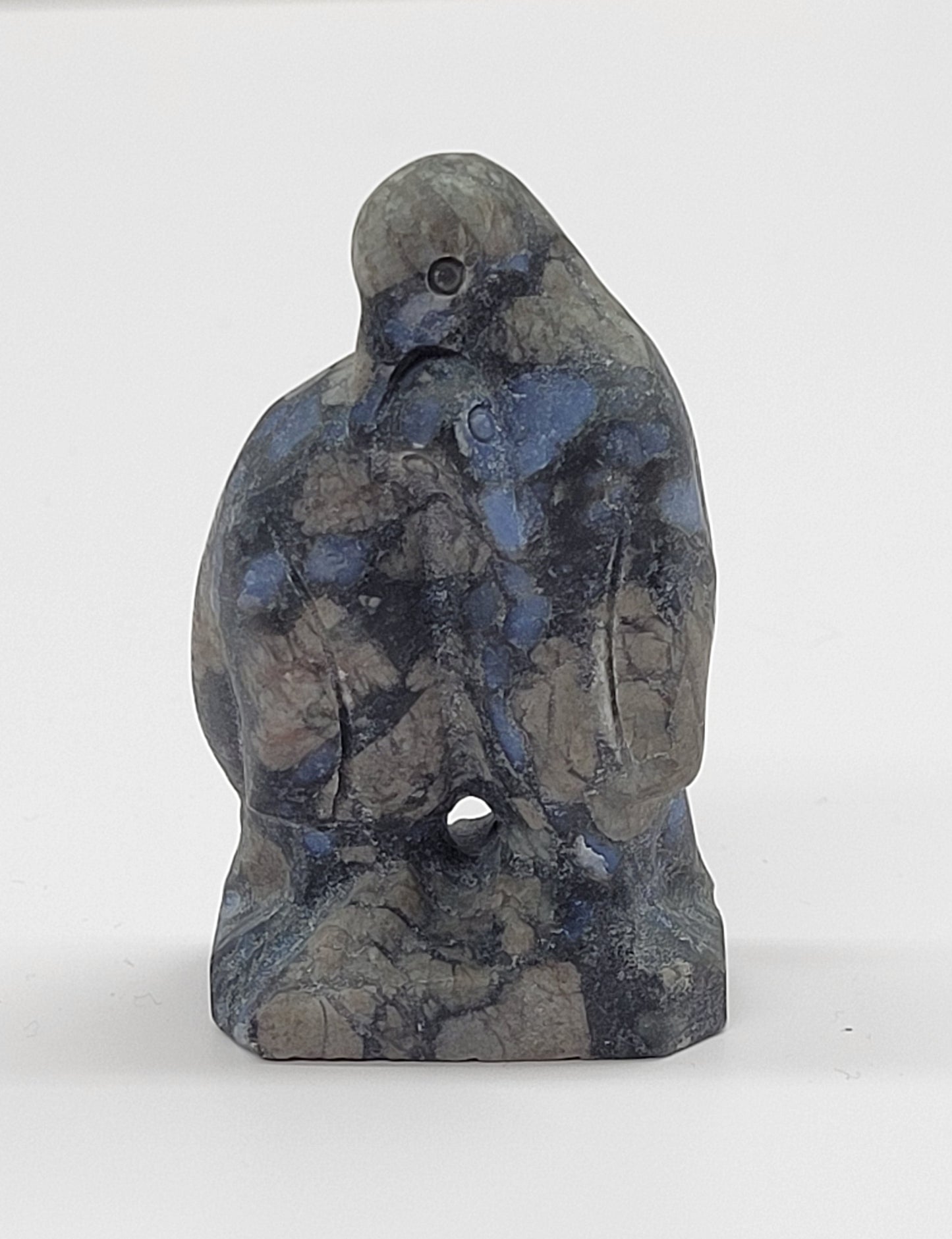 Penguin couple carvings (M)