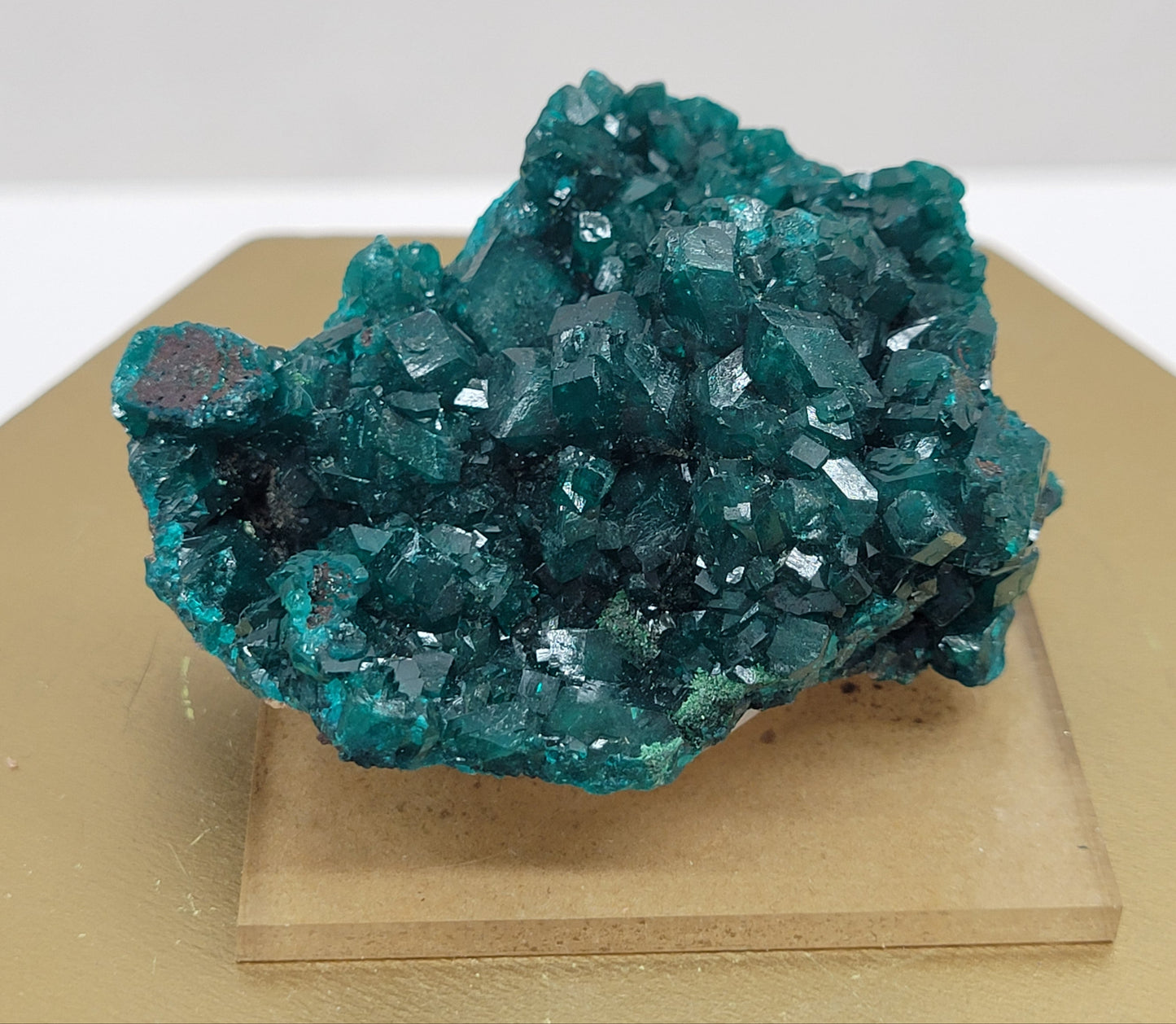 Dioptase specimen