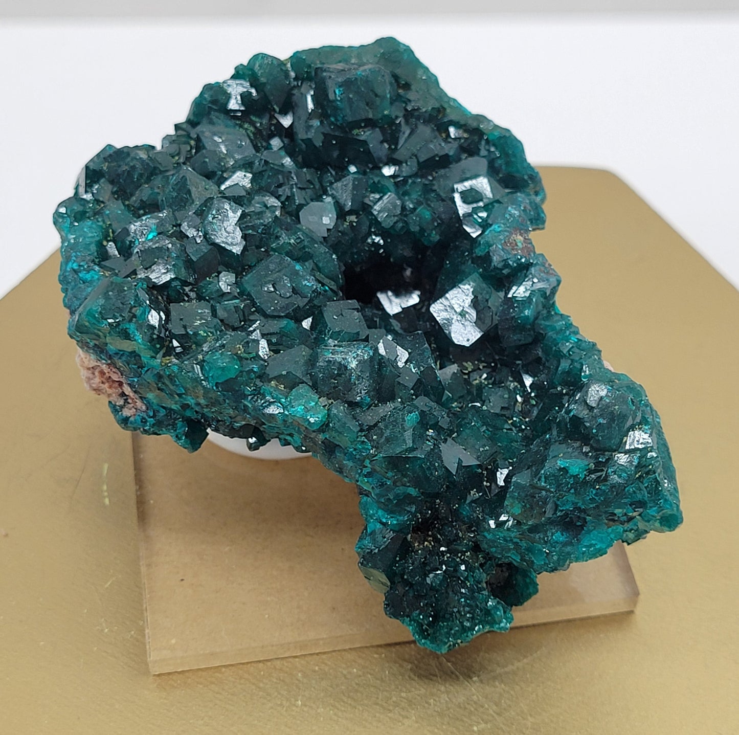 Dioptase specimen