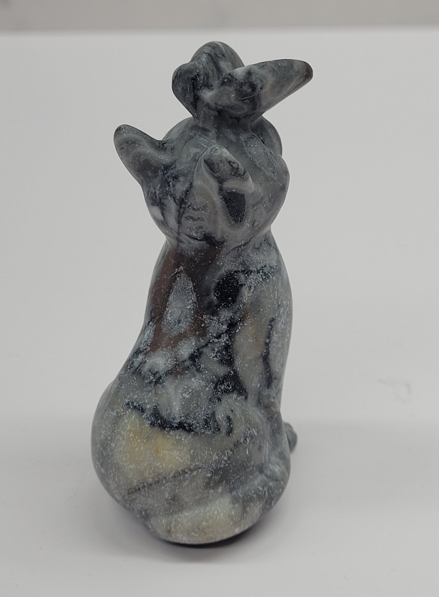 Cat/kitty carving - butterfly on nose (L)