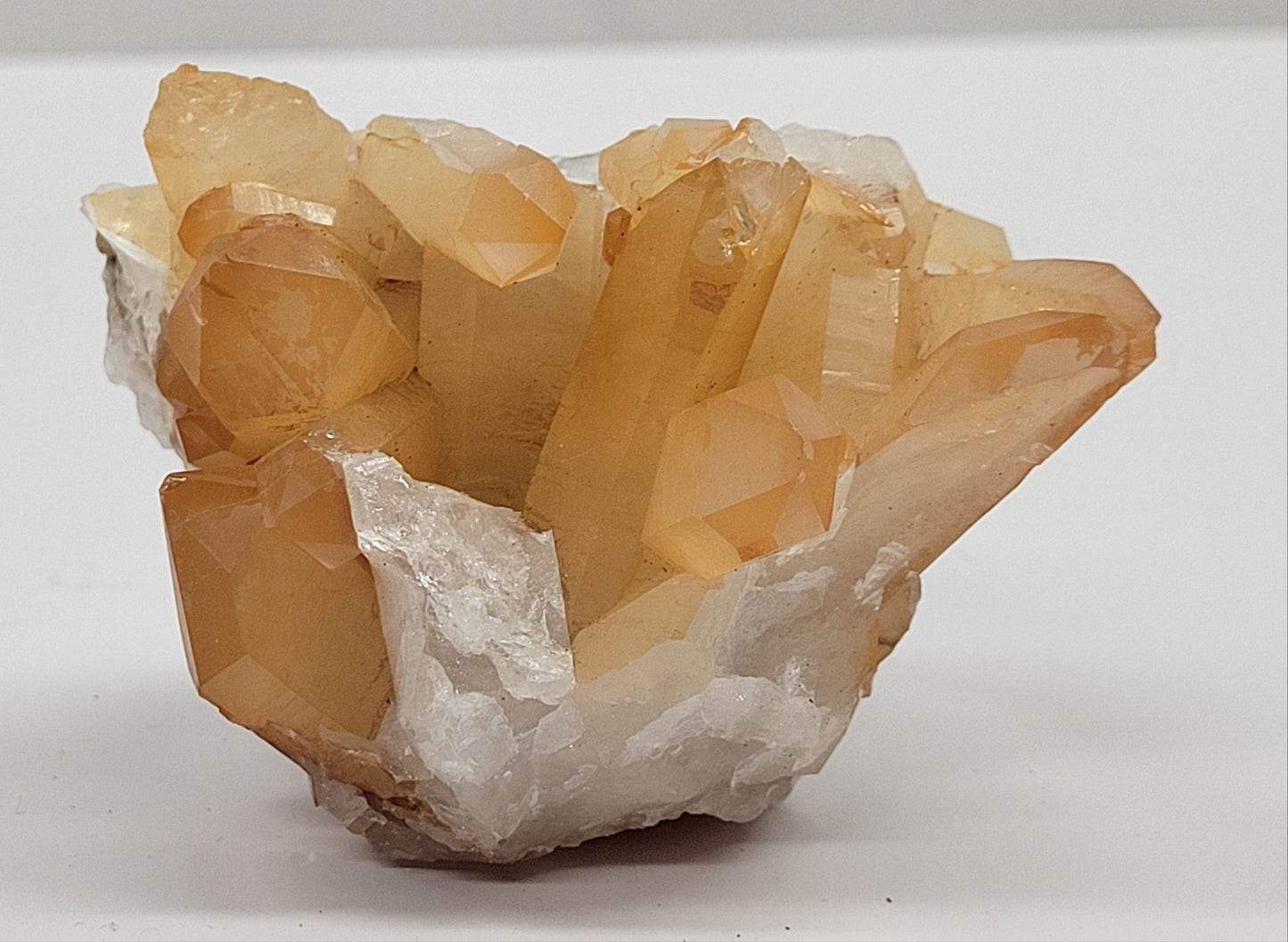 Tangerine Quartz clusters