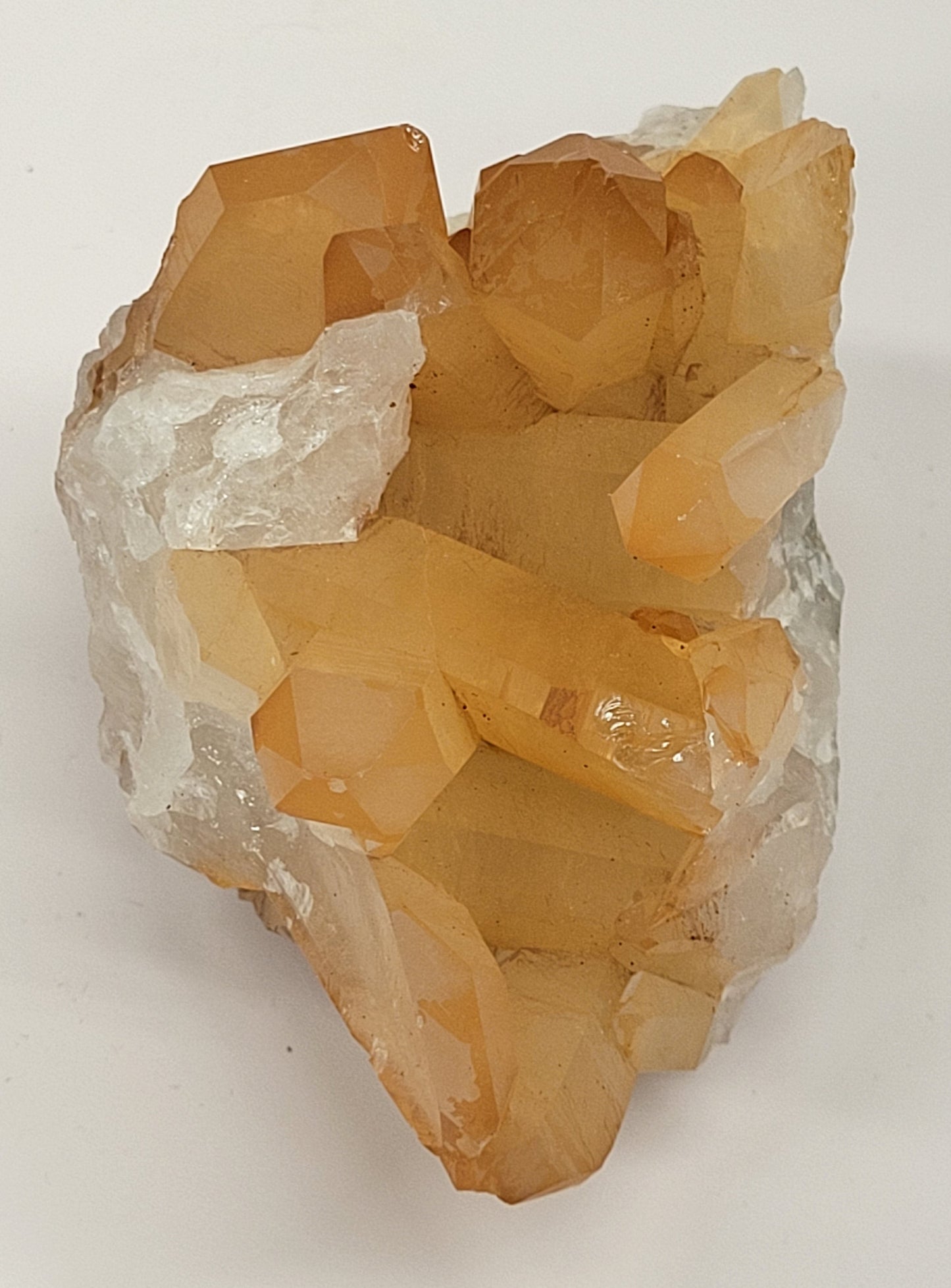 Tangerine Quartz clusters
