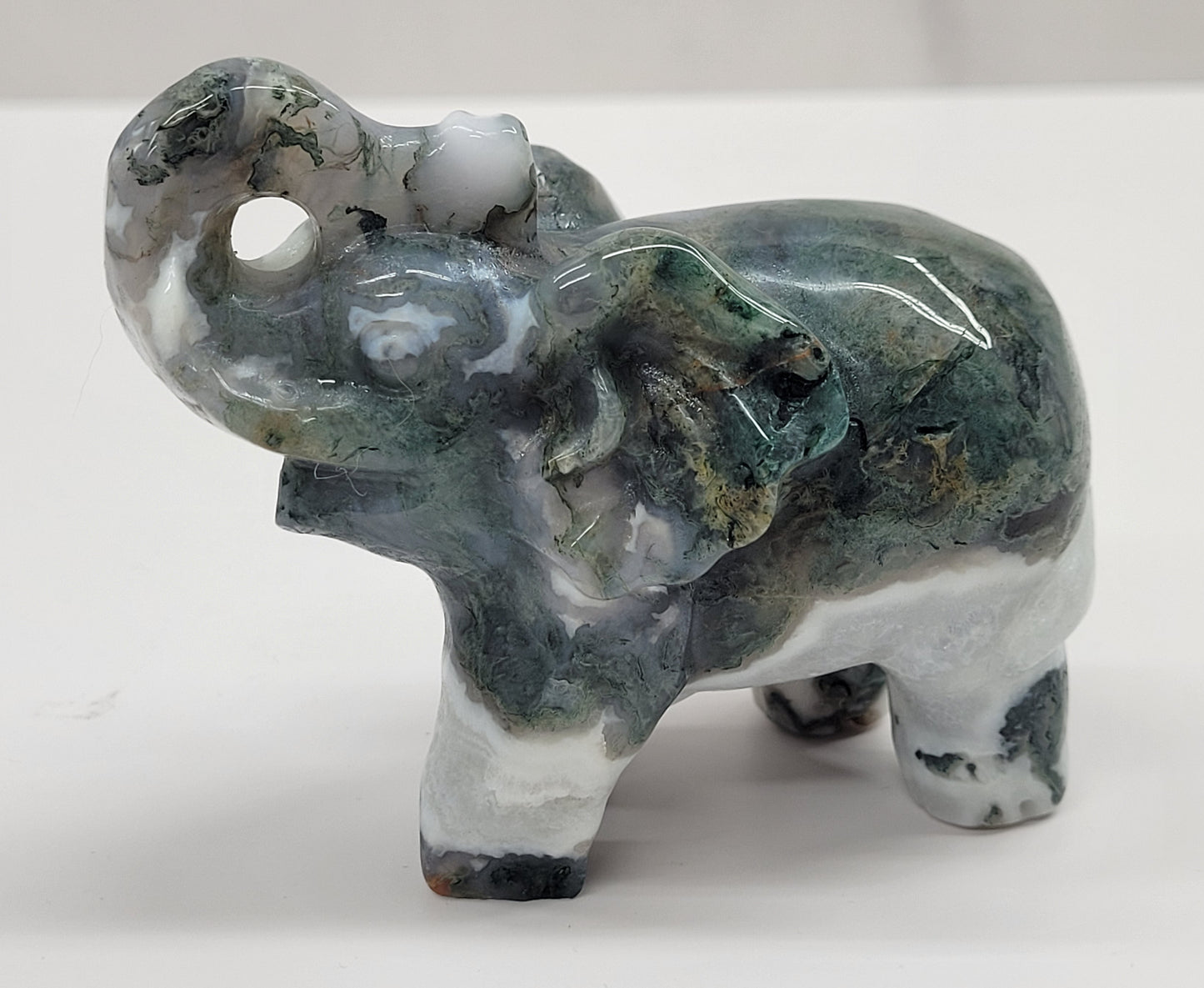 Moss Agate elephant (L)
