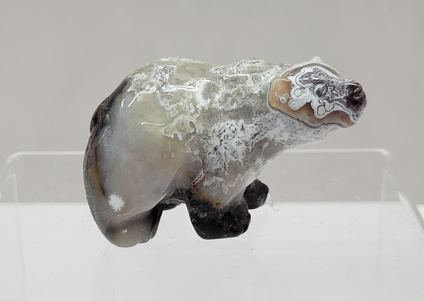 Bear carving - Mexican Agate (small)