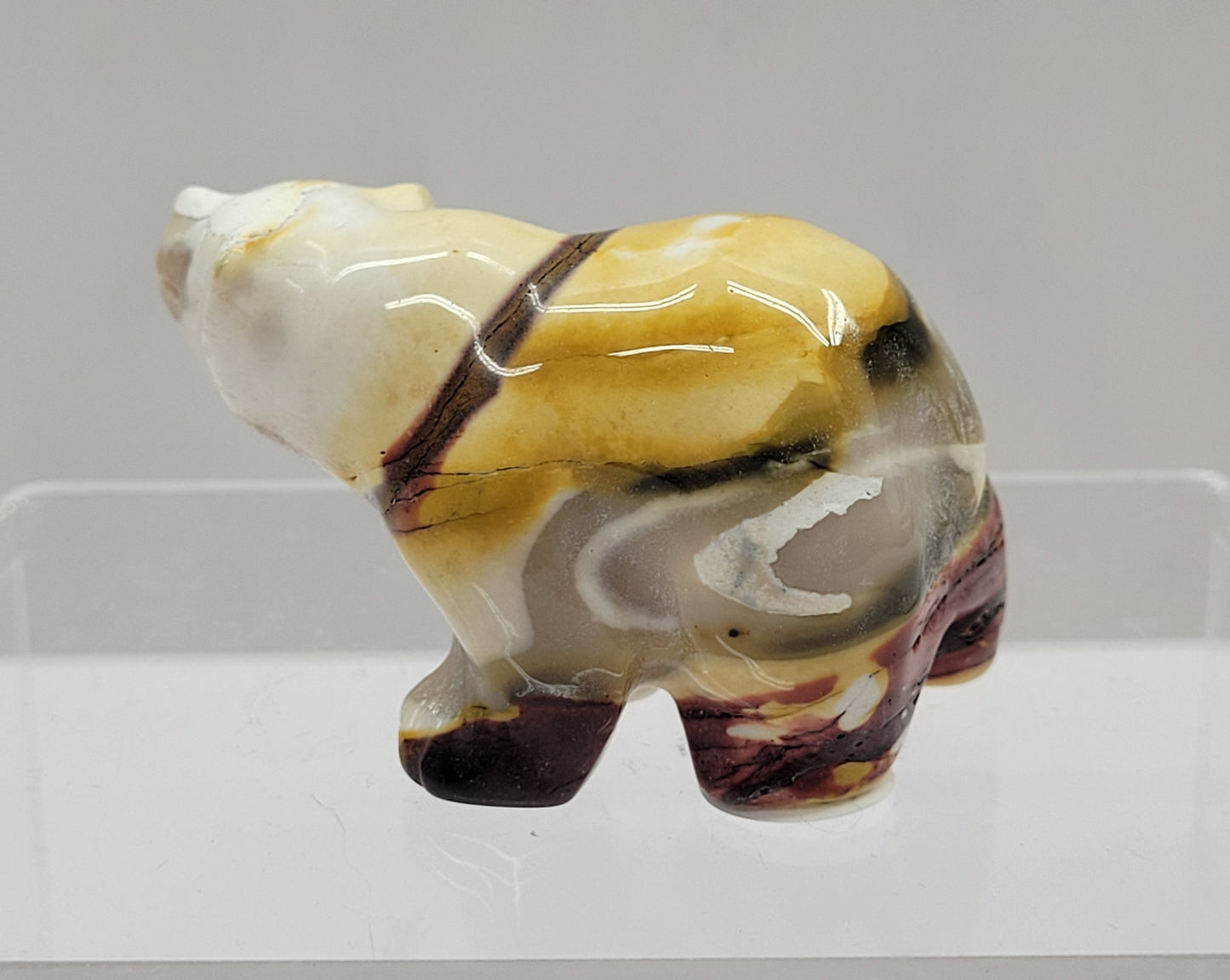 Bear carving - Mookaite (small)