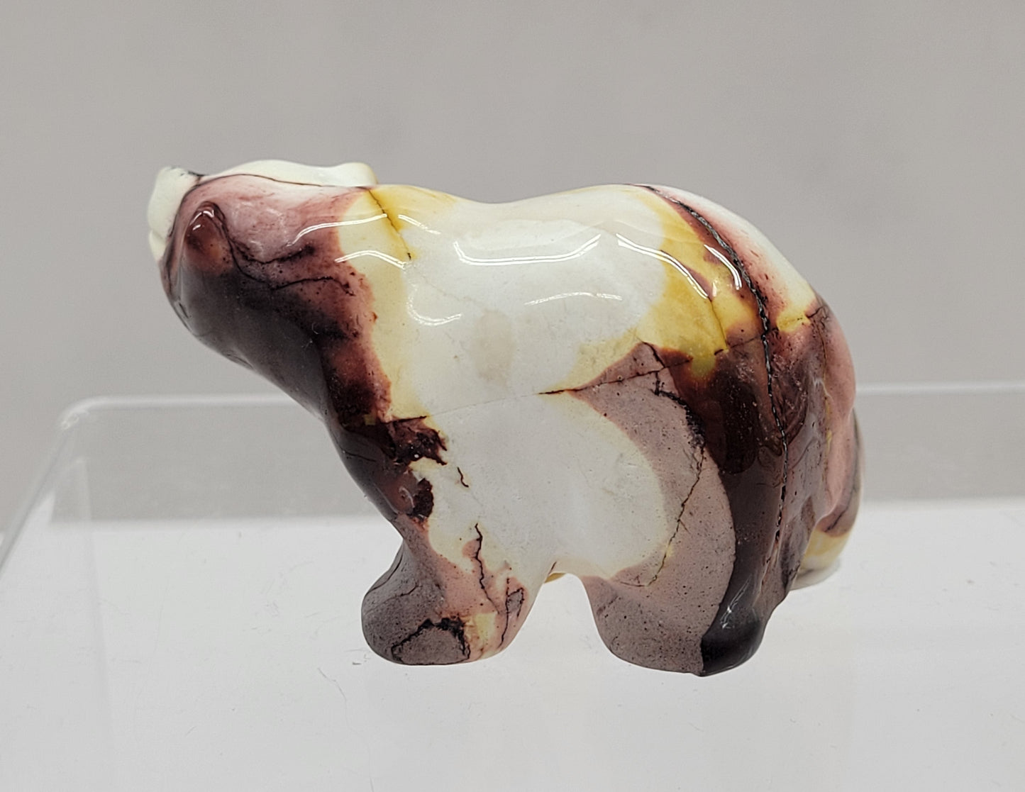 Bear carving - Mookaite (small)