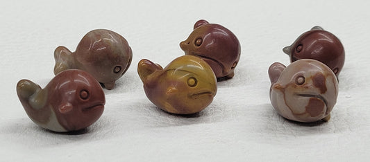 Alashan Agate mini carving - whale