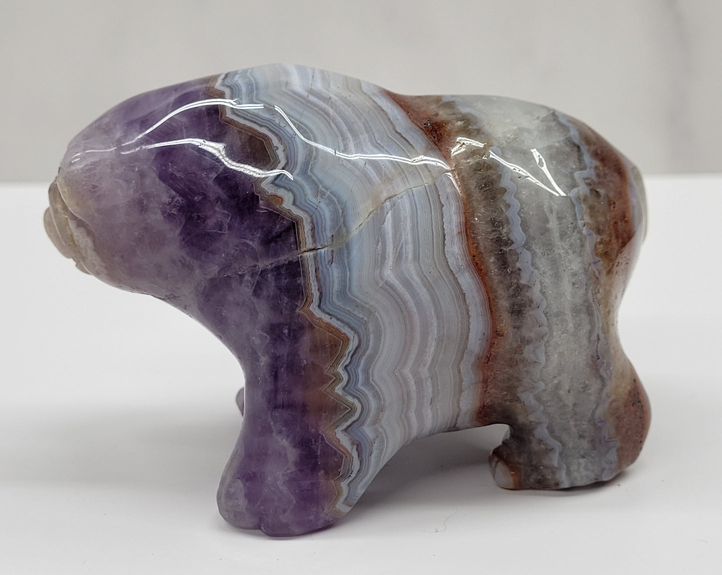 Bear carving - Amethyst w/ Agate (L)
