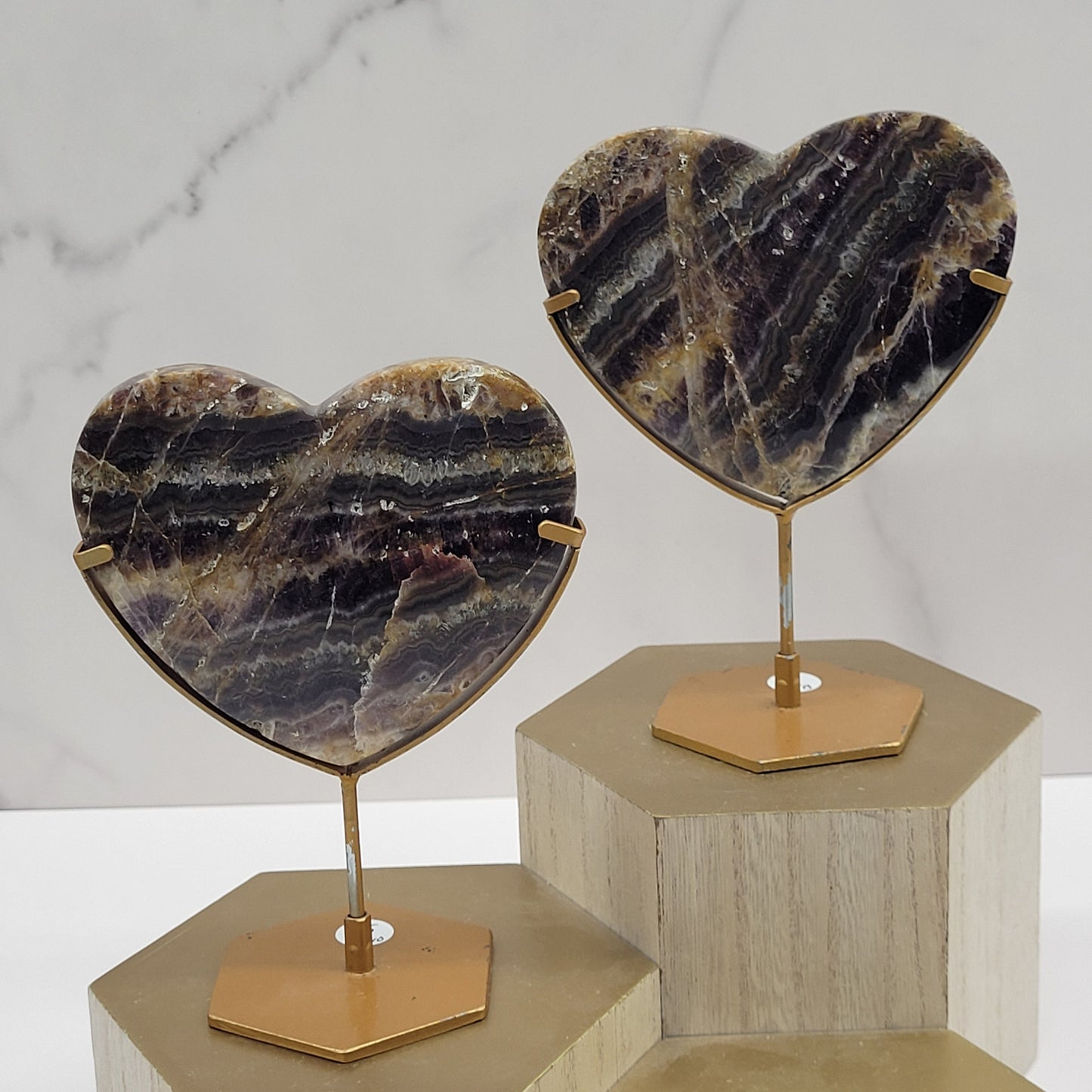 Amethyst (Indonesia) - Heart on stand
