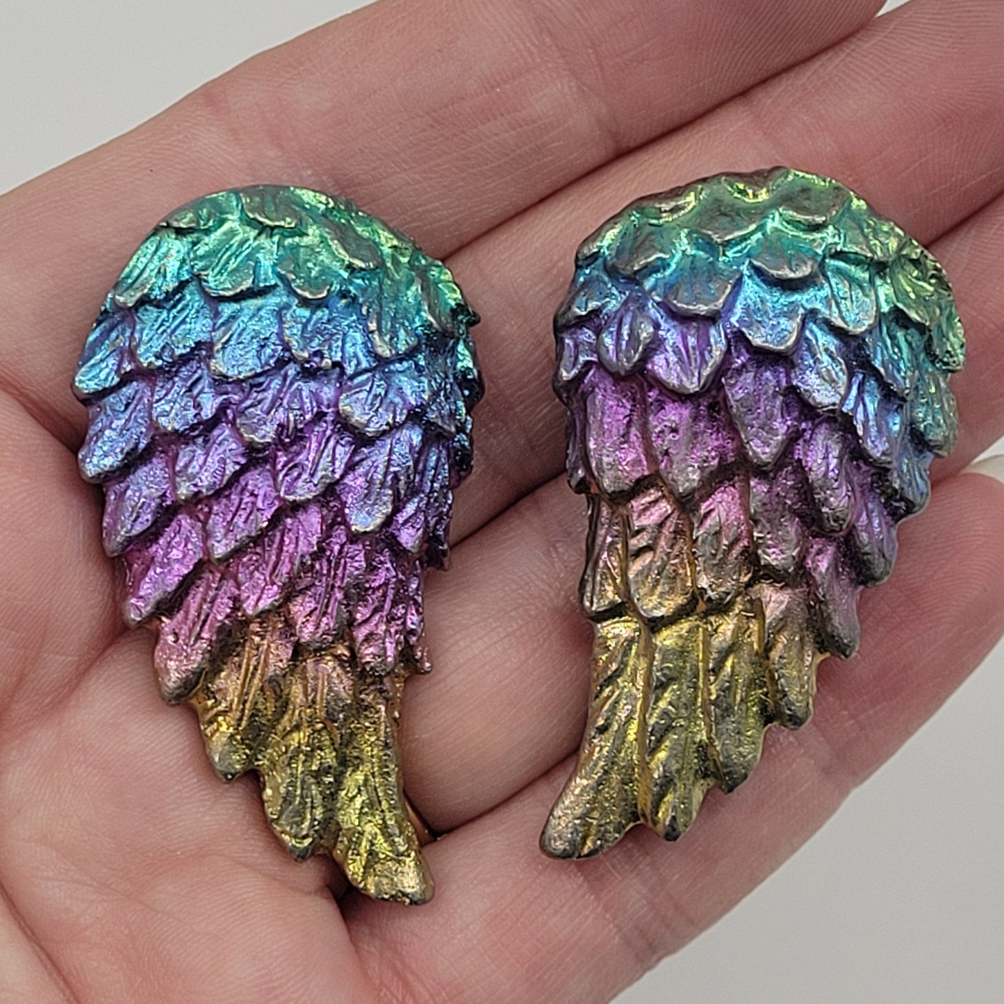 Bismuth carving - Angel wings