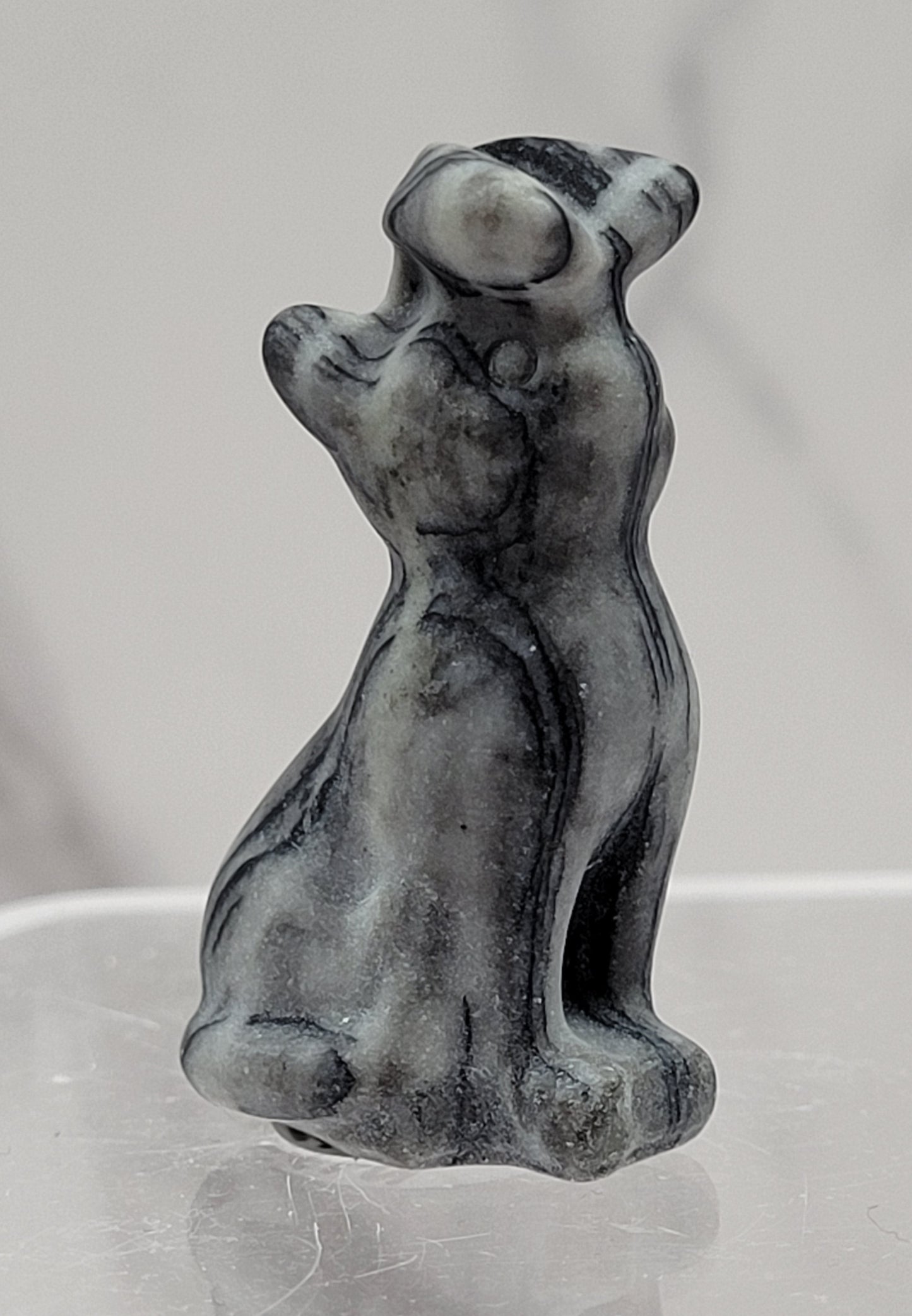 Cat/kitty carving - butterfly on nose (S)