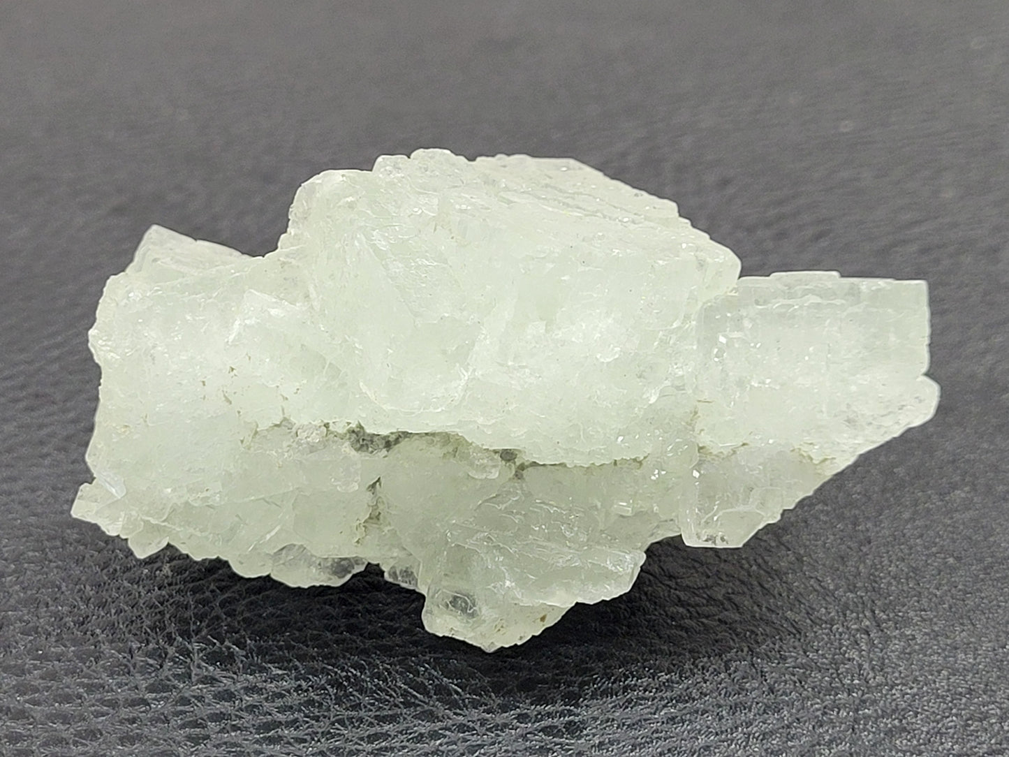 XHL Fluorite - China