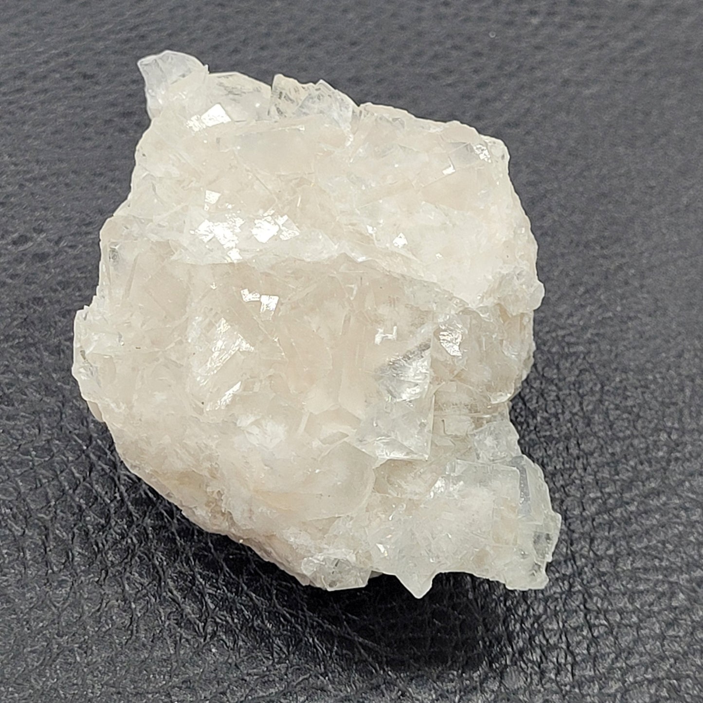 XHL Fluorite - China