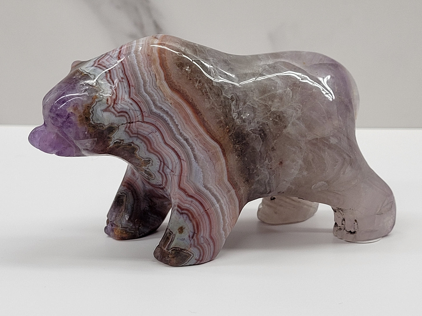 Bear carving - Amethyst w/ Agate (L)