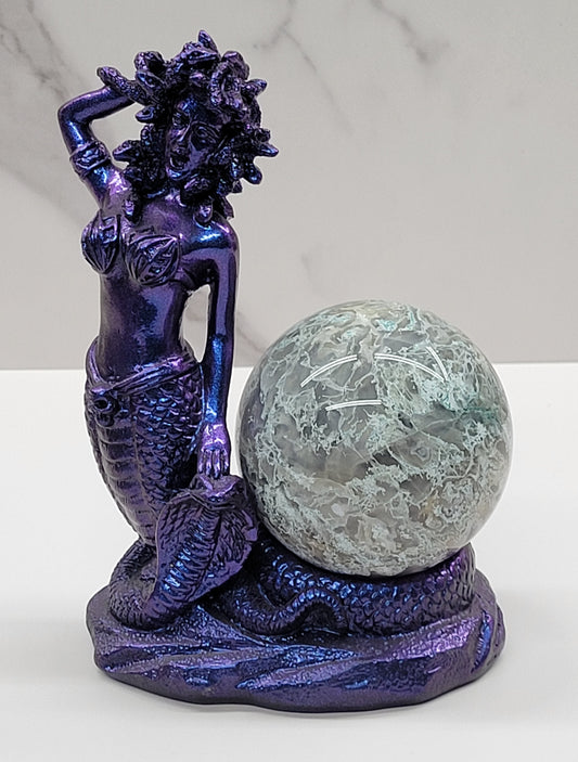 Sphere stand- Medusa