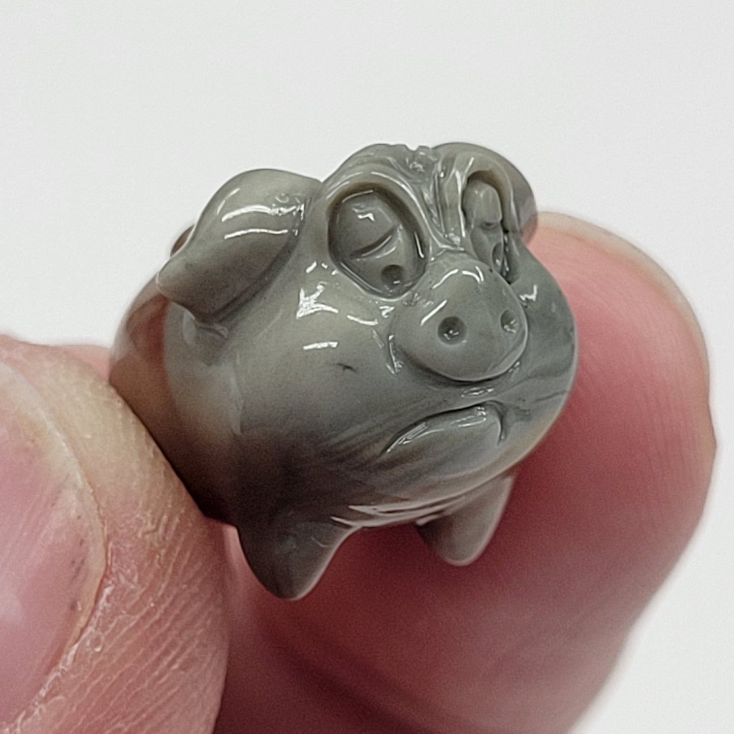 Alashan Agate mini carving - Pig