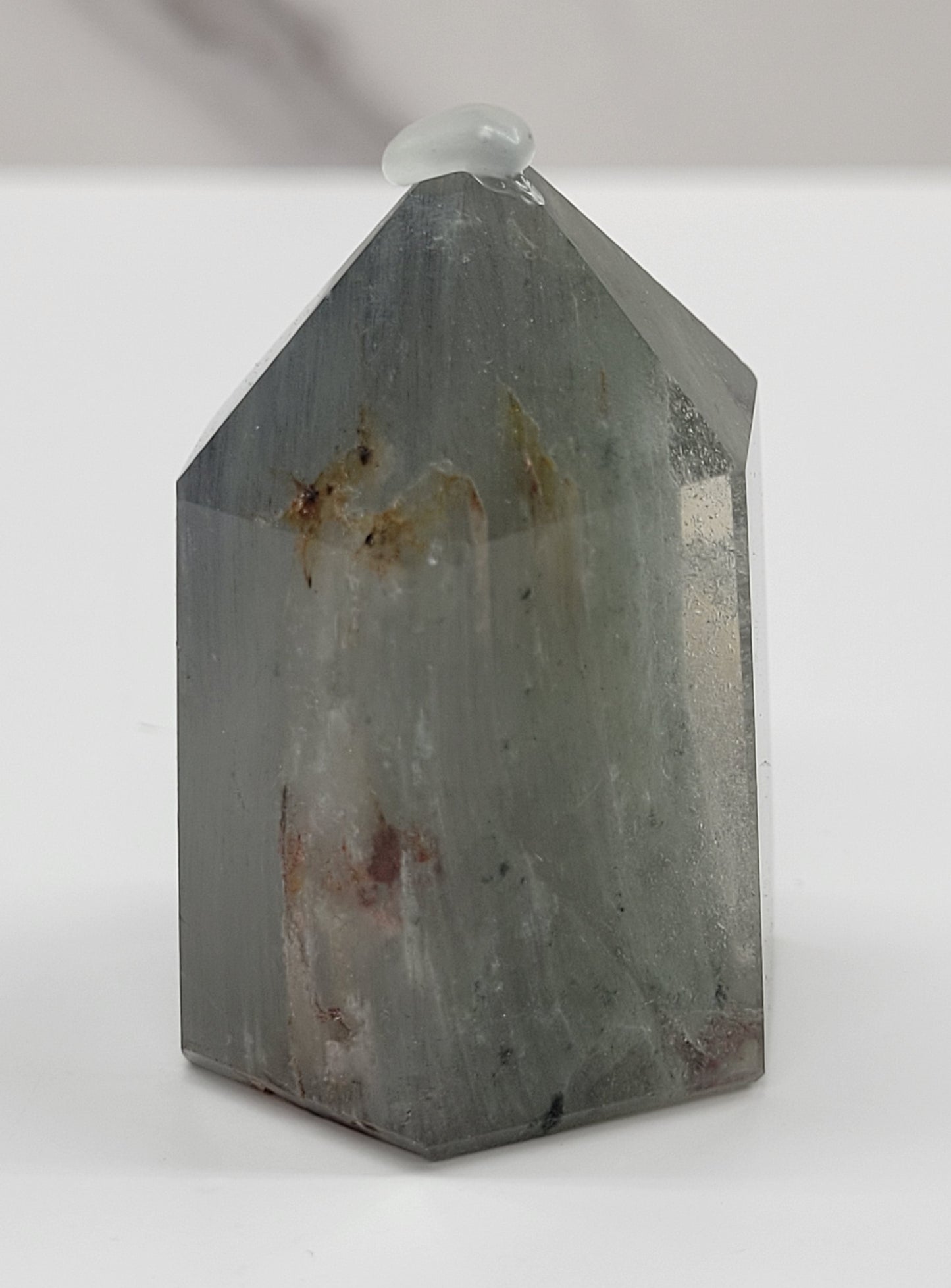 Garden Quartz tower (medium to large)