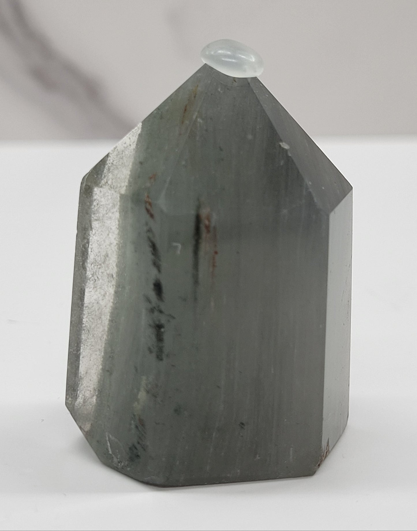 Garden Quartz tower (medium to large)