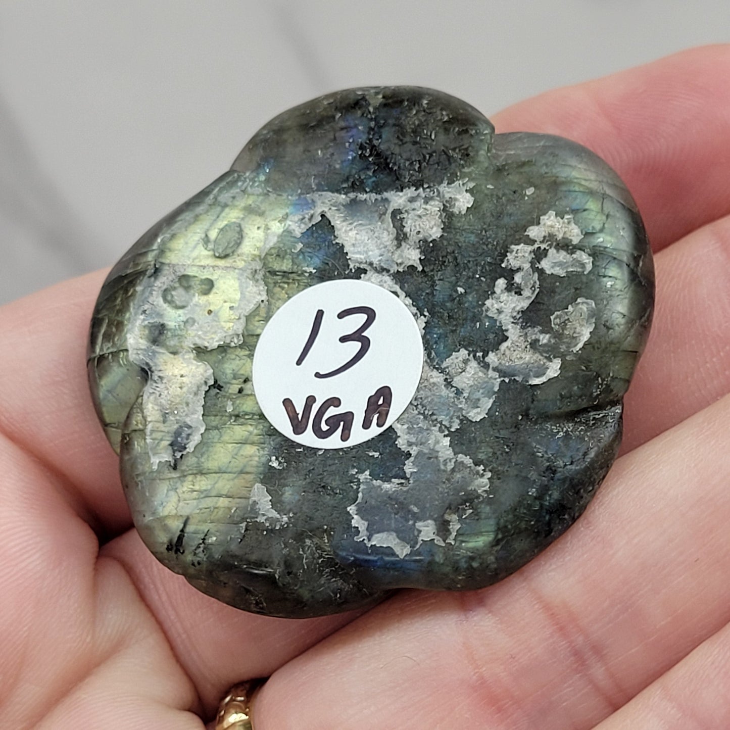 Labradorite rose carving (Style B)