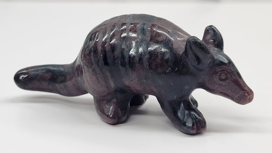 Armadillo carving (medium)