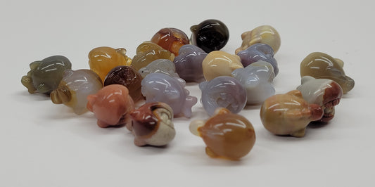 Alashan Agate mini carving - Piranha/Shark