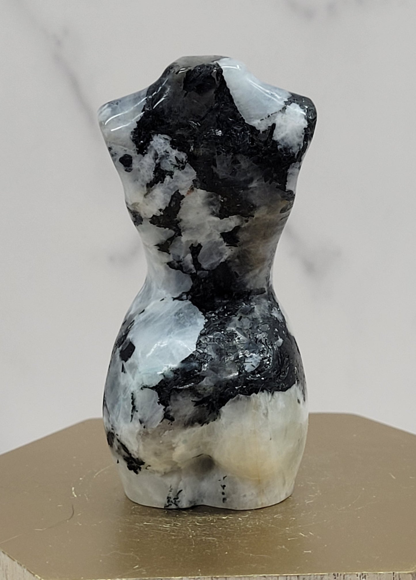 Goddess body - Rainbow Moonstone