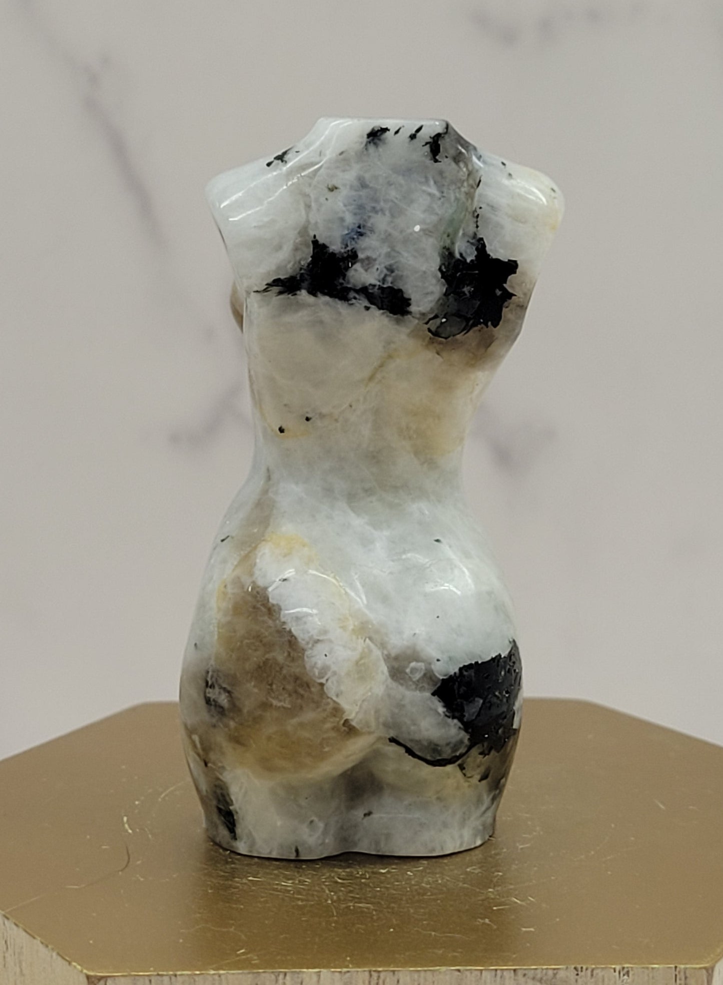 Goddess body - Rainbow Moonstone
