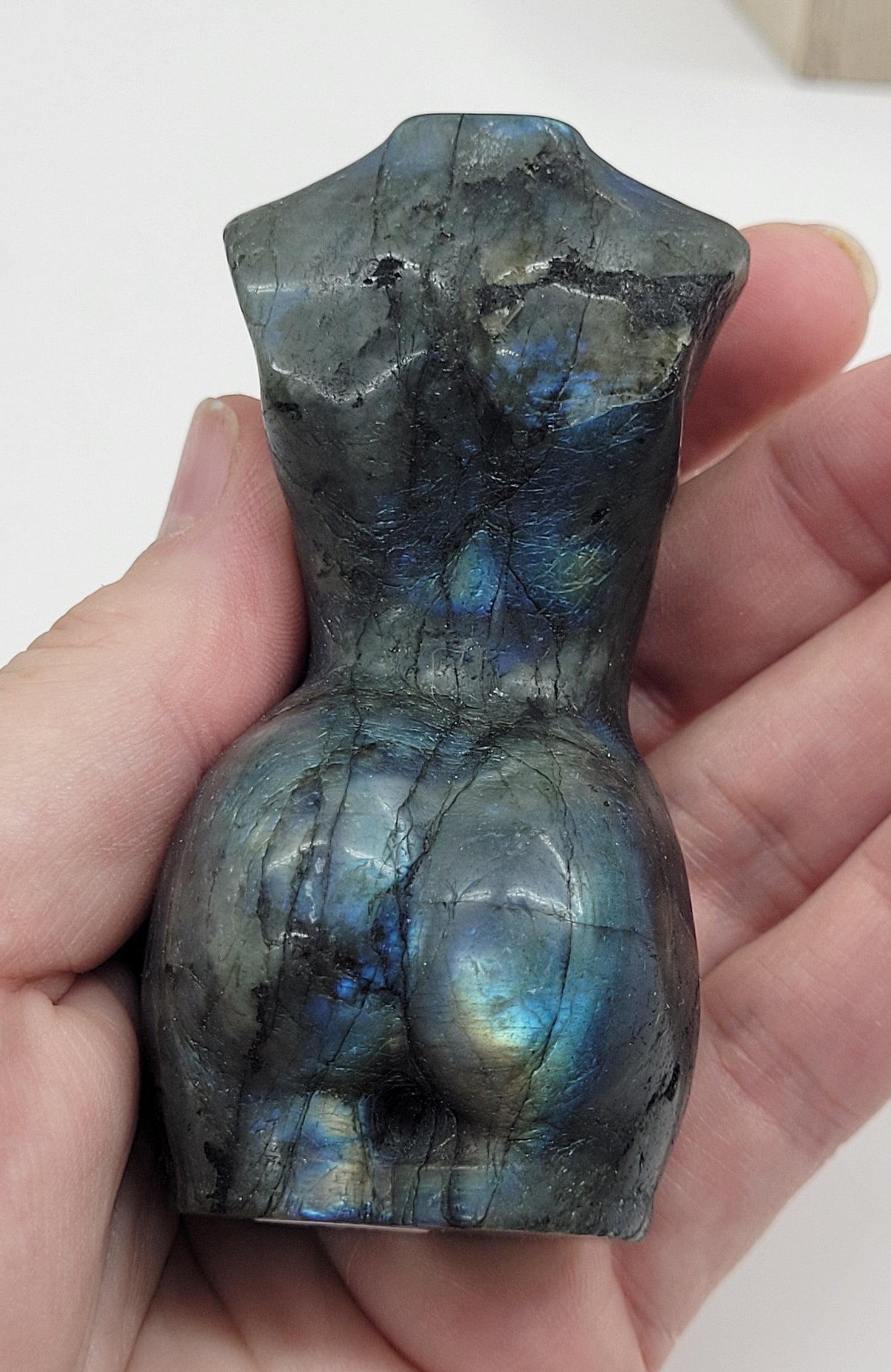 Goddess body - Labradorite