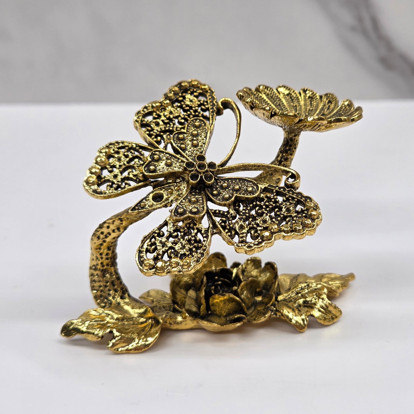 Sphere stand - metal Butterfly
