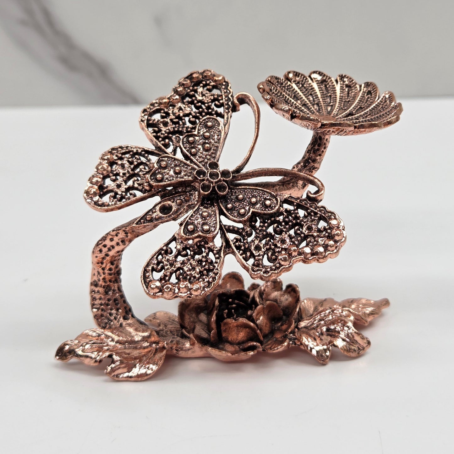 Sphere stand - metal Butterfly