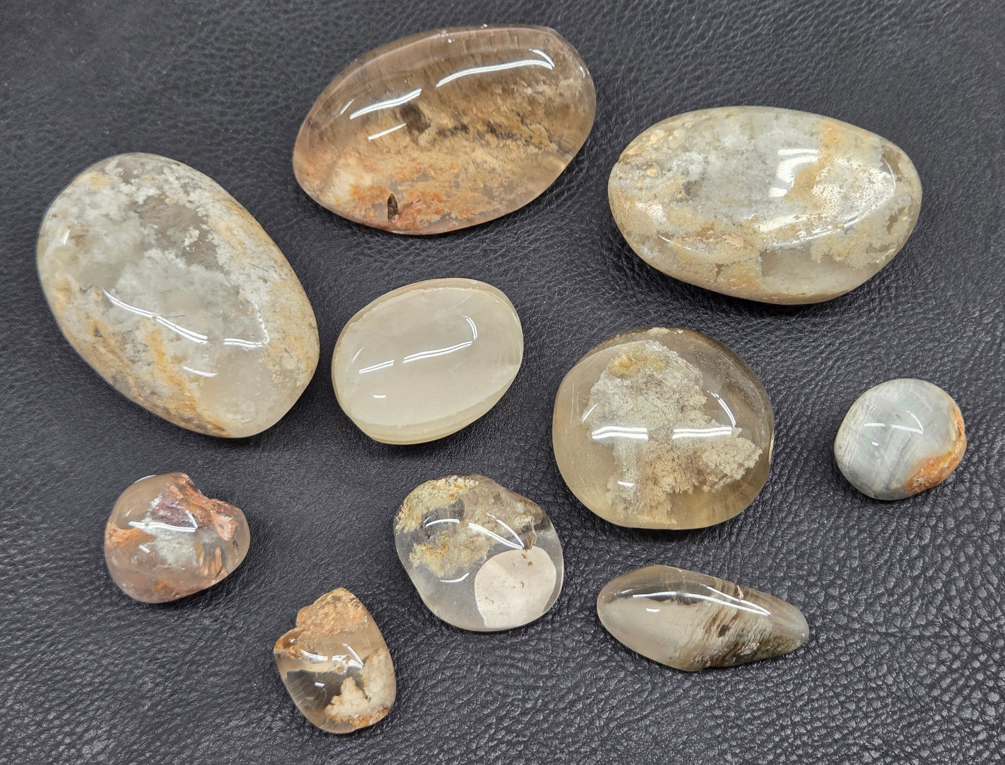 Brazilian Garden Quartz lens