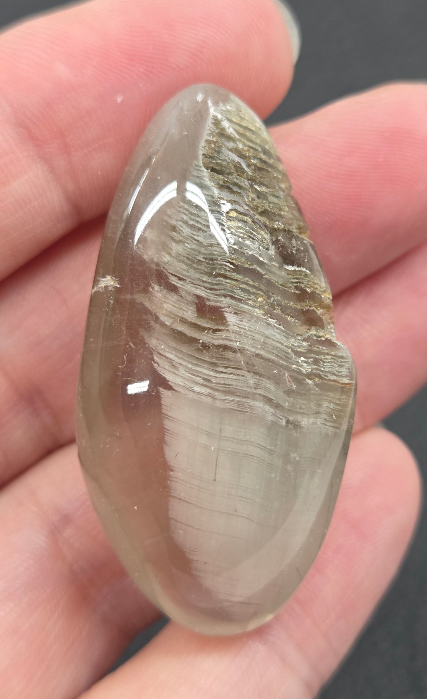 Brazilian Garden Quartz lens