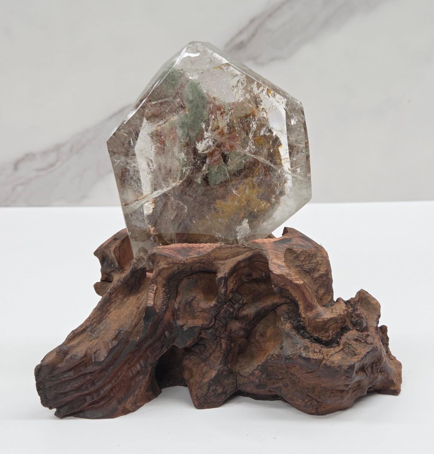 Garden Quartz statement towers on driftwood stand