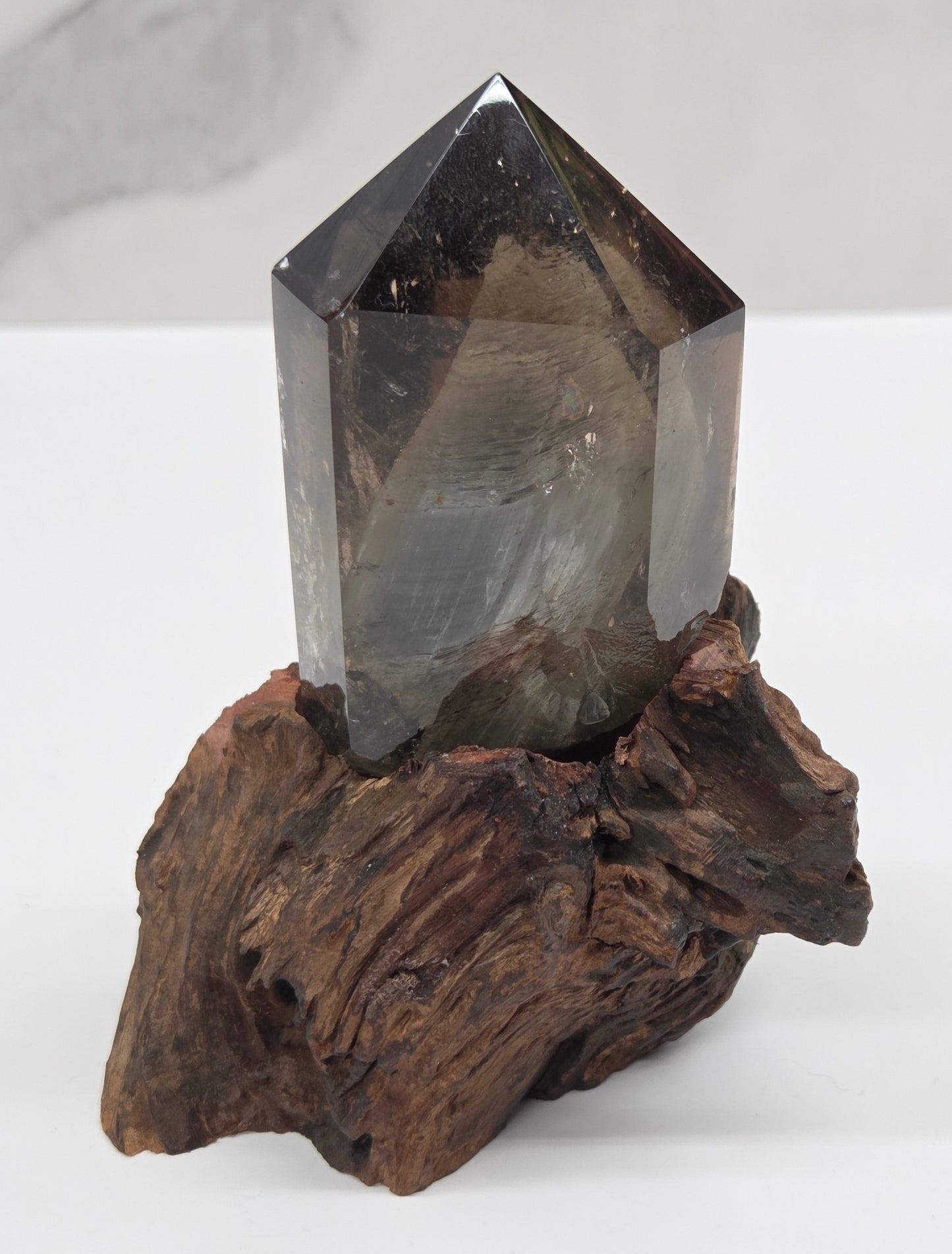 Garden Quartz statement towers on driftwood stand
