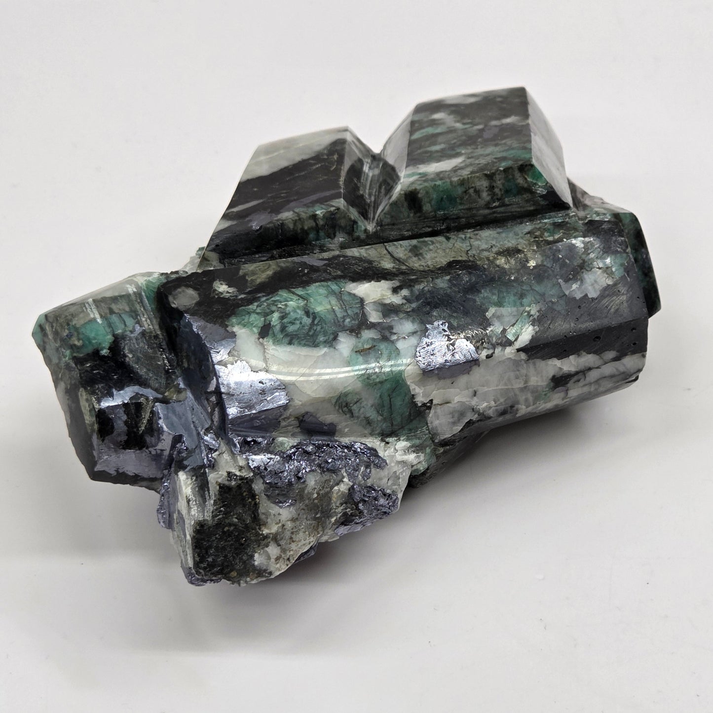Emerald polished specimen