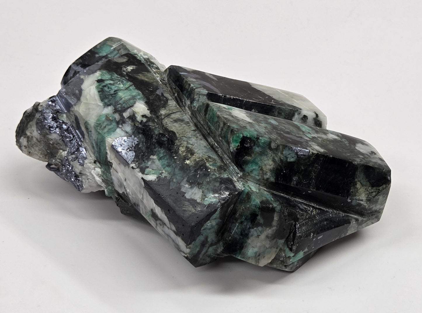 Emerald polished specimen