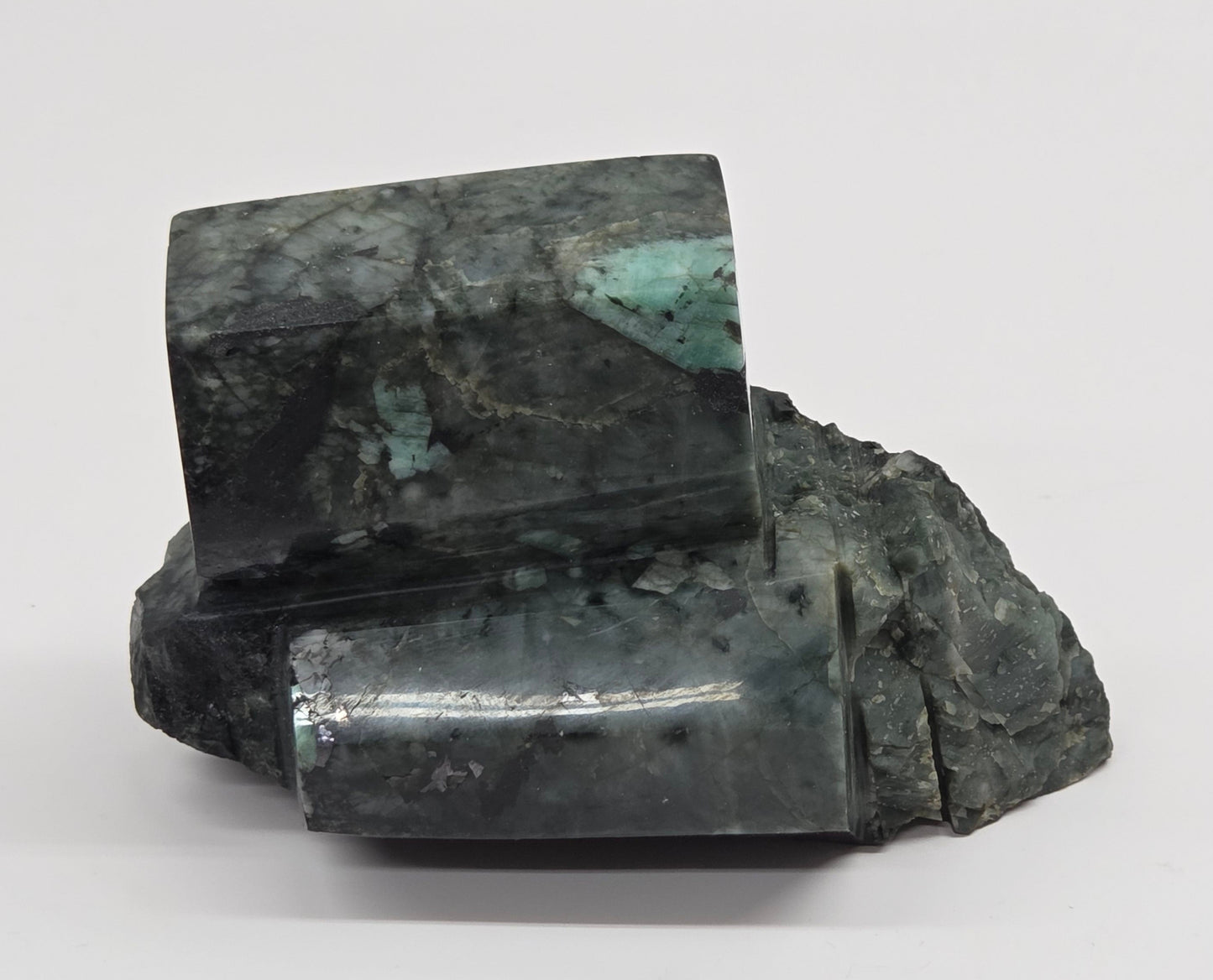 Emerald polished specimen