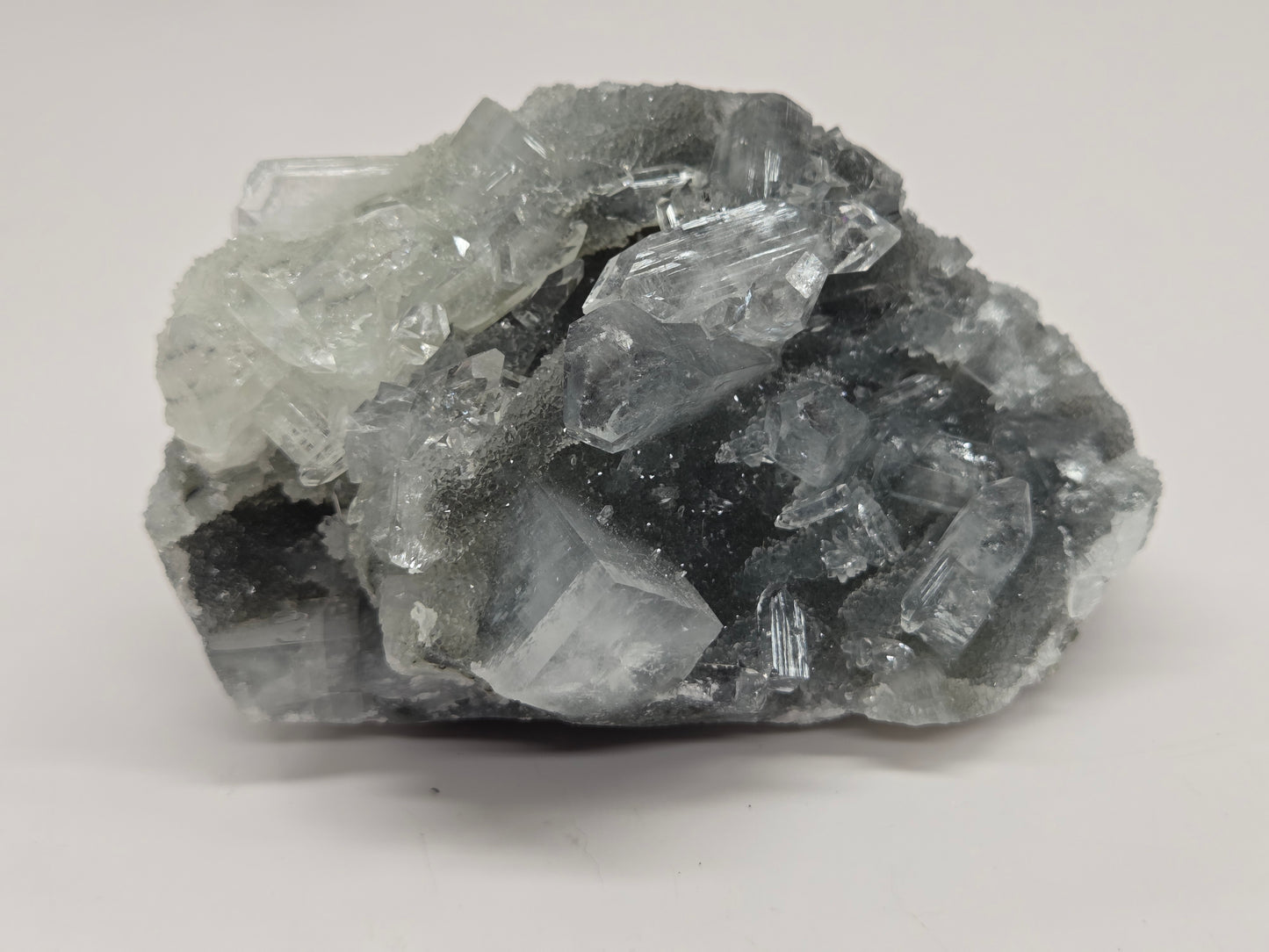 Apophyllite medium/large specimens