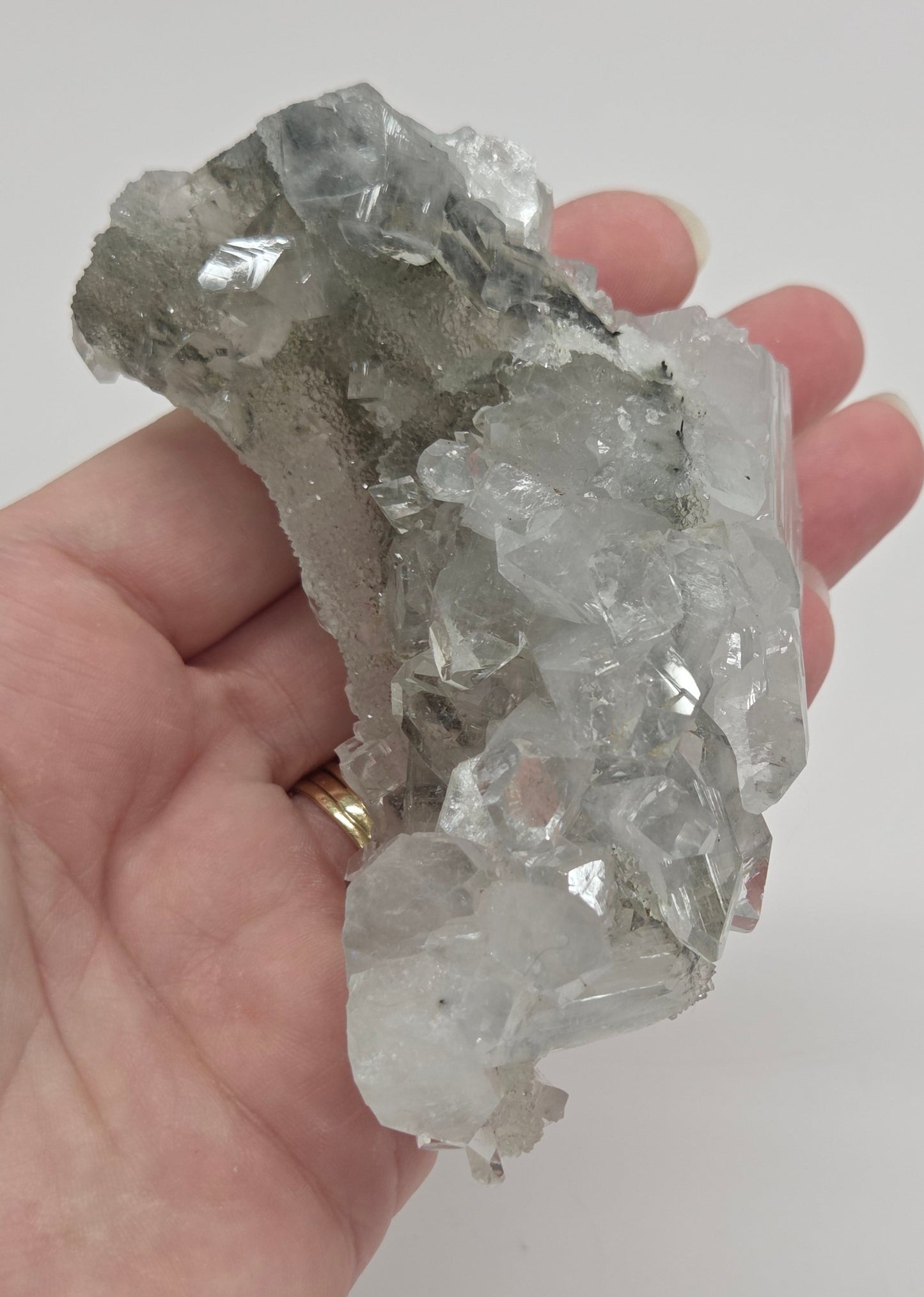 Apophyllite medium/large specimens