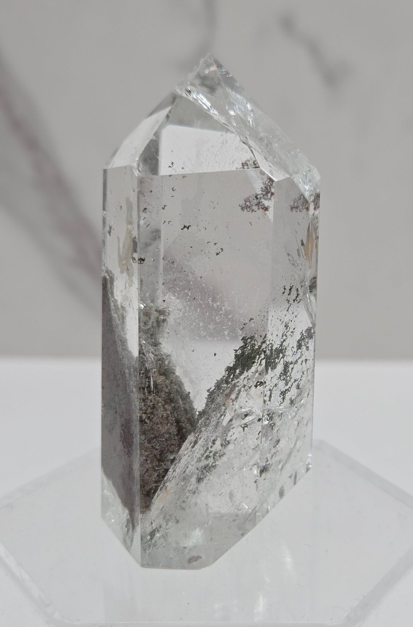 Garden Quartz tower (medium to large)