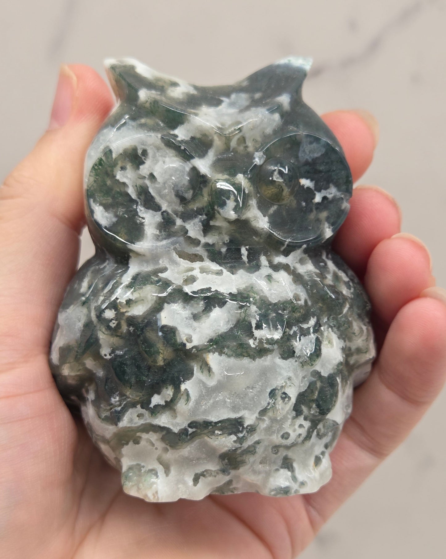 Owl carving large - Moss Agate