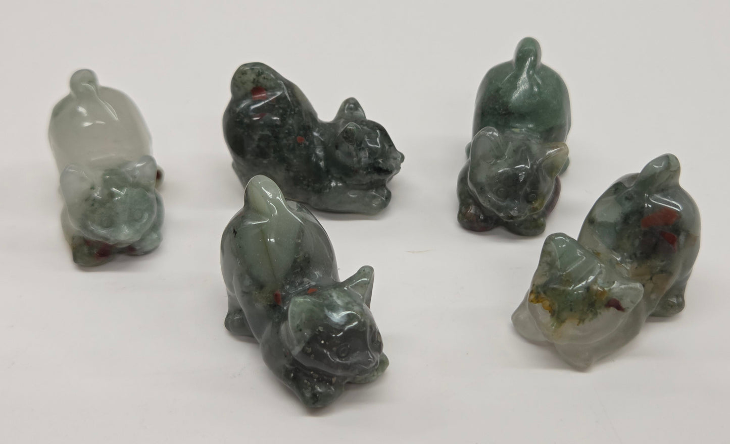 Cat/kitty carvings - playful (X-small)