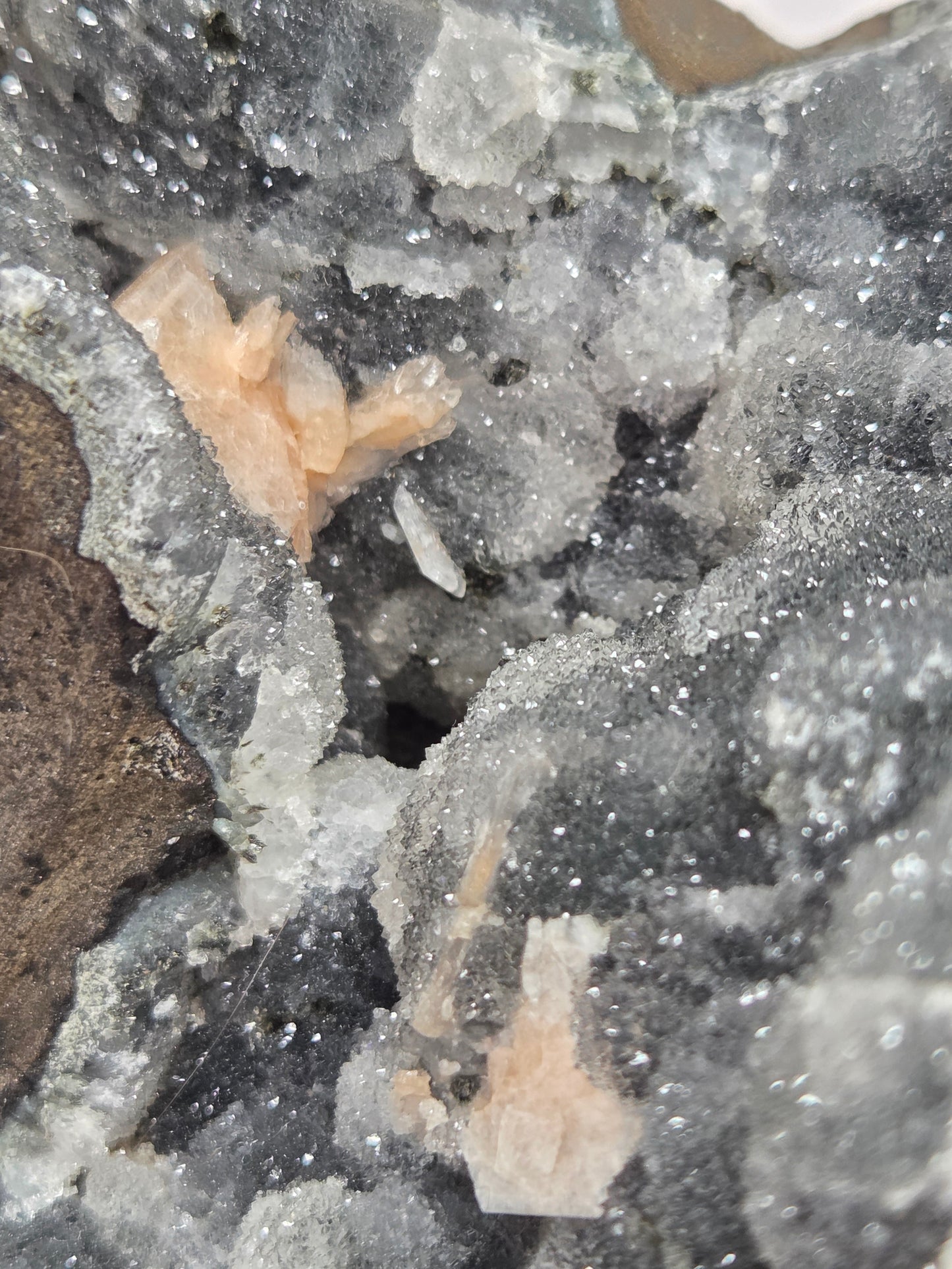 Apophyllite on Chalcedony & Stillbite