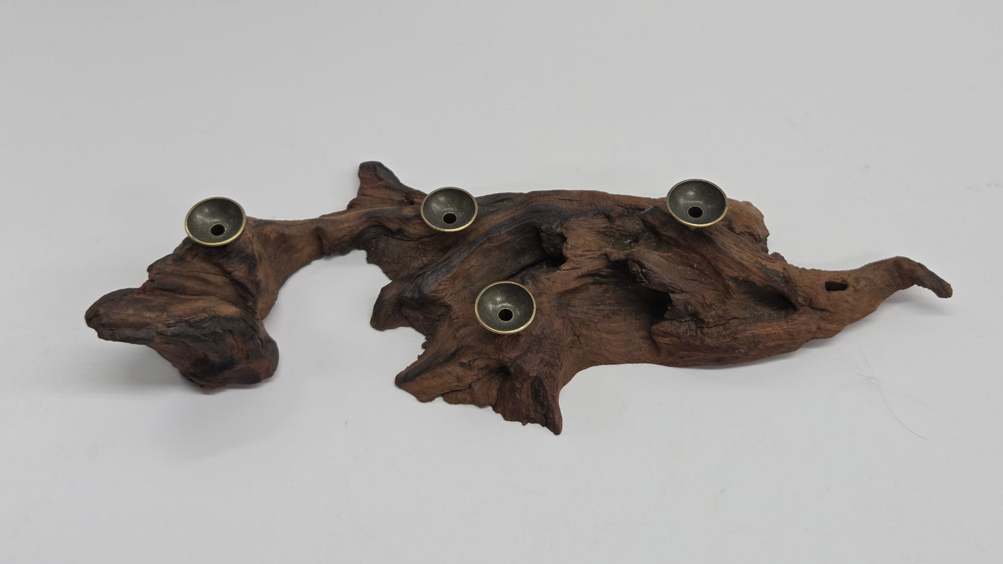 Driftwood sphere holder